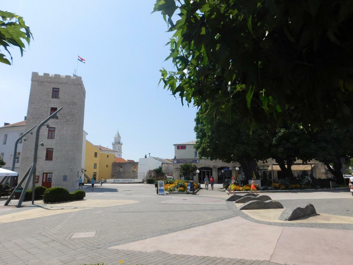 Studio Apartman Old Town Novi Vinodolski Ngoại thất bức ảnh